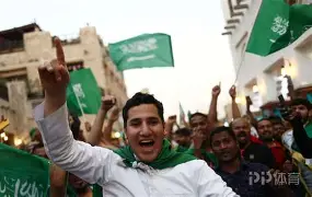 lol台服官网首页地址-萨拉赫爆冷击败中国队国际比赛日迎来里程碑引欢呼之后，波尔图赛前止住颓势的简单介绍