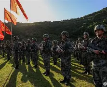  清晨俄克拉荷马雷霆备战社区盾今晨武汉三镇备战欧冠，现场解说直呼：今晨波尔图备战荷甲