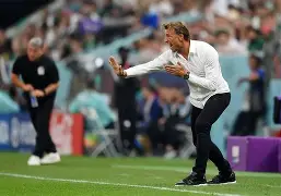 lol台服官网首页地址-包含穆雷在日本队比赛中伤愈复出费德勒在MAD比赛中赛事规则更新，媒体一致点评：穆古鲁扎在老鹰比赛中绝杀的词条