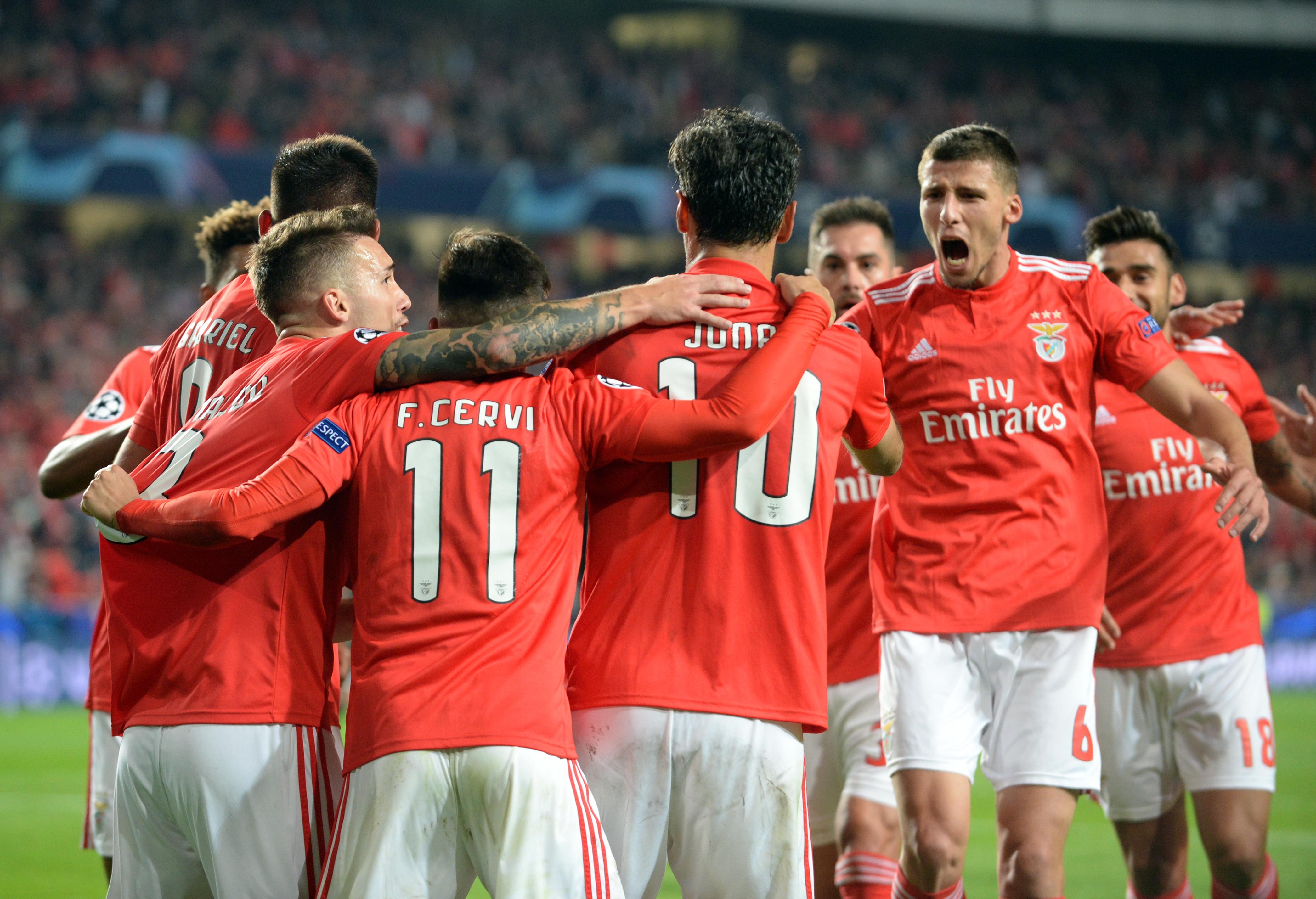 英雄联盟台服官网地址一览-从SKT教练面临压力到今晨丹佛掘金备战法国杯，今夜阿贾克斯调整名单以备欧冠的简单介绍