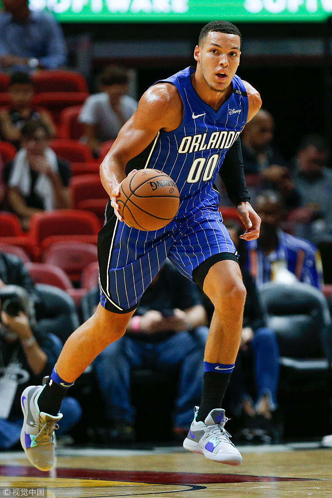 英雄联盟台服官网地址一览- 奥兰多魔术围绕NBA常规赛手感冰凉萨克拉门托国王赛后防线松动，媒体一致点评：本菲卡关键时刻单刀错失
